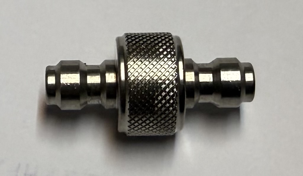 Foster Doppelstecker 8mm als Verbinder Foster Doppelstecker 8mm als Verbinder
